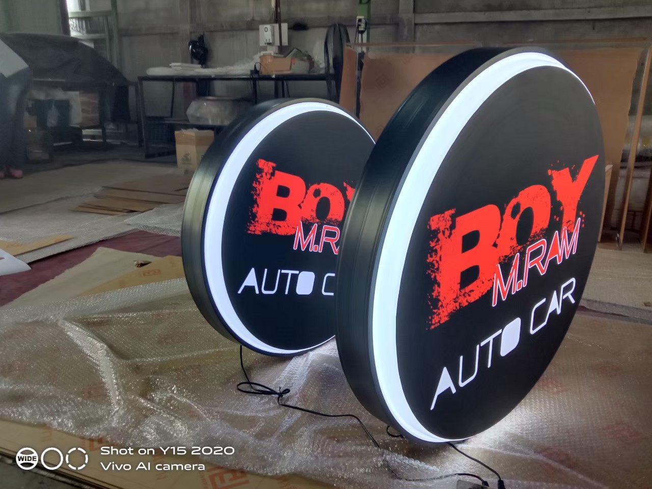 ป้ายกล่องไฟ