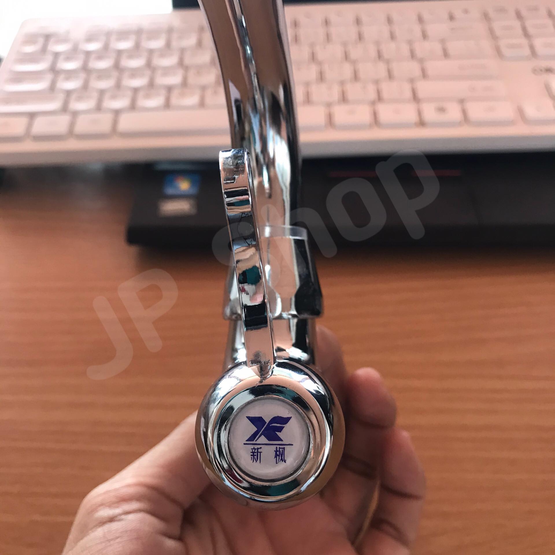 ก๊อกน้ำซิงค์สแตนเลส แบบนอน ก๊อกน้ำ ก๊อกน้ำซิงค์หมุนได้ ก๊อกน้ำซิงค์ 02 ขนาด 4 หุน #02190