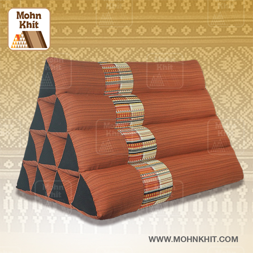 หมอนสามเหลี่ยม10 ช่องจัมโบ้ผ้าแคนวาสใยสังเคราะห์ 55cmx38cmx40cm// Triangle synthetic fibersTraditional Floor Cushions