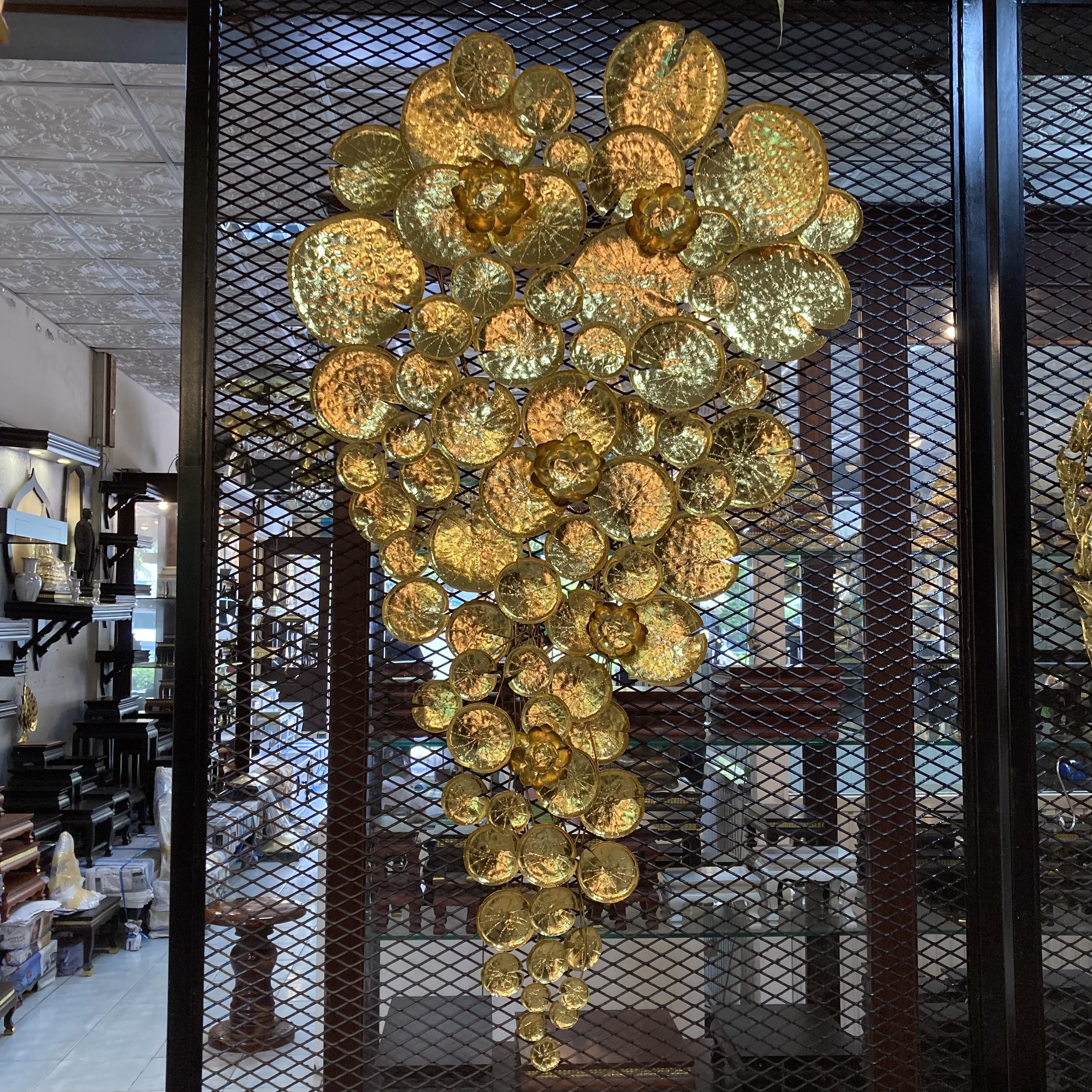 กอบัวทองมหาลาภ (85x160 cm)