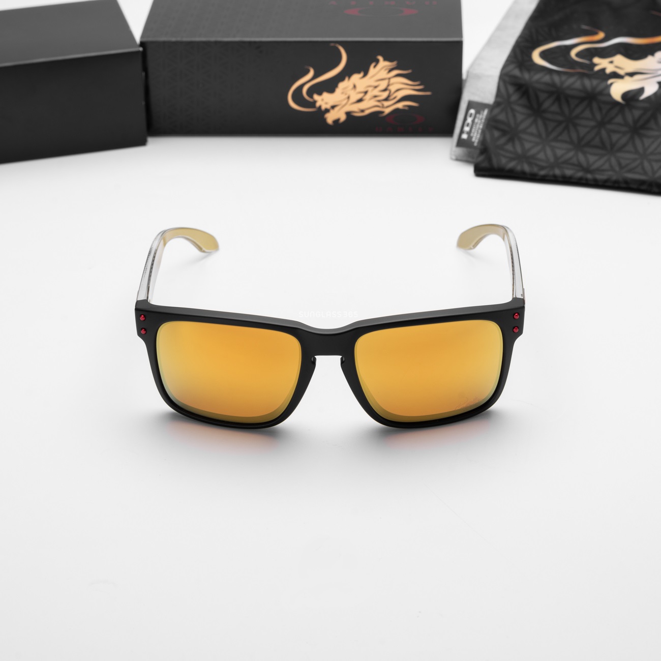 แว่นกันแดด Oakley Holbrook(A) OO9244-75 Chinese New Year 56