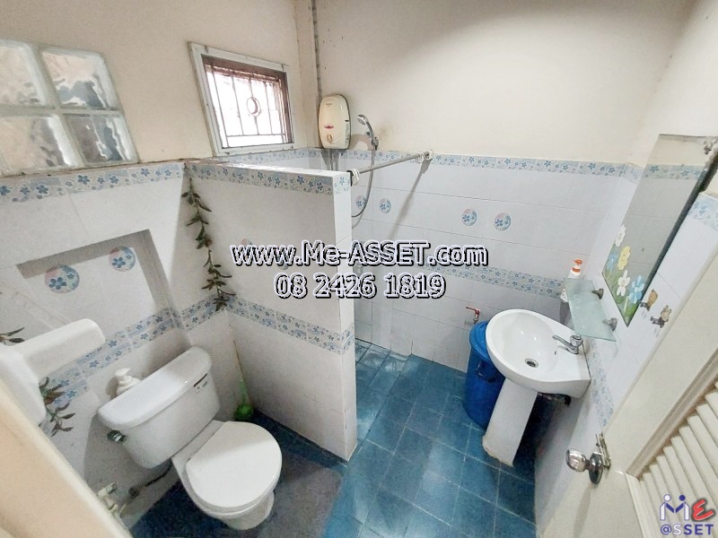 ขายถูกทาวน์โฮมต้นโครงการ ย่าน ซอยวัดท่าเกวียน เลียบคลองพระอุดม คลองบางไผ่ วัดทองสะอาด ลาดหลุมแก้ว : ม.บ้านสวนธนาการ์เด้น : 1 ชั้น 19.5 ตร.วา