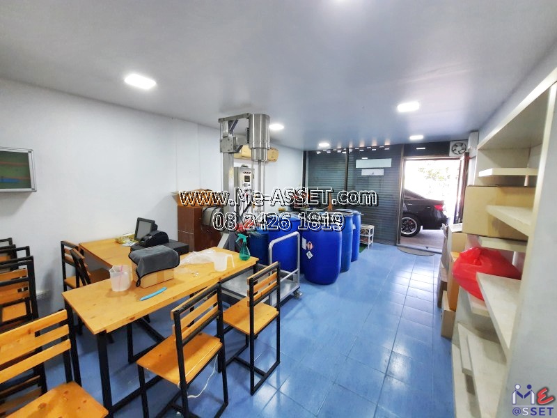 ขายอาคารพาณิชย์ พร้อมกิจการหอพัก 135 ห้อง ย่าน ซอยใจเอื้อ บางขะแยง อำเภอเมืองปทุม : ซ.ใจเอื้อ 1 : 10 คูหา 5 ชั้น 232.3 ตร.วา