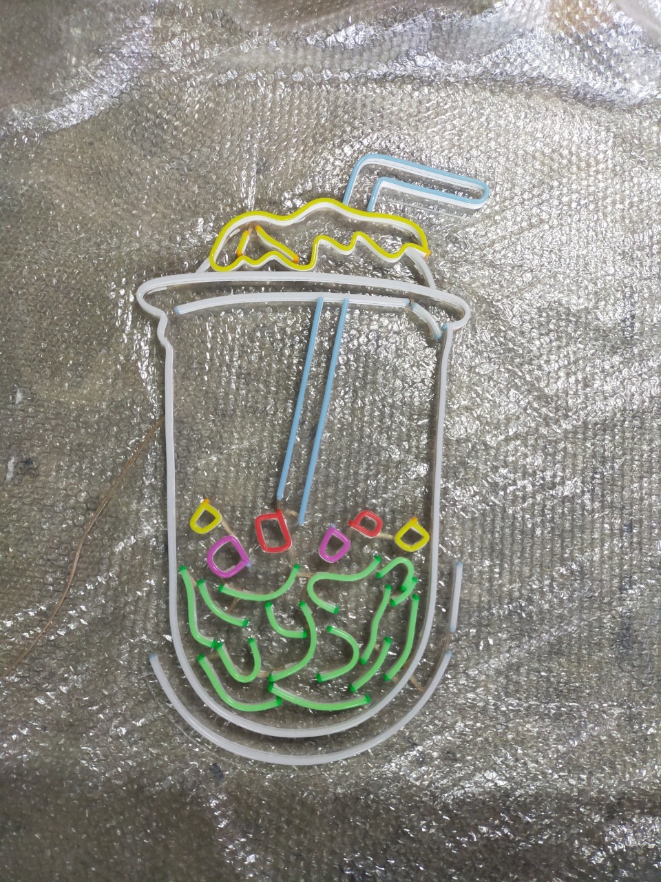 ไฟนีออน เฟค