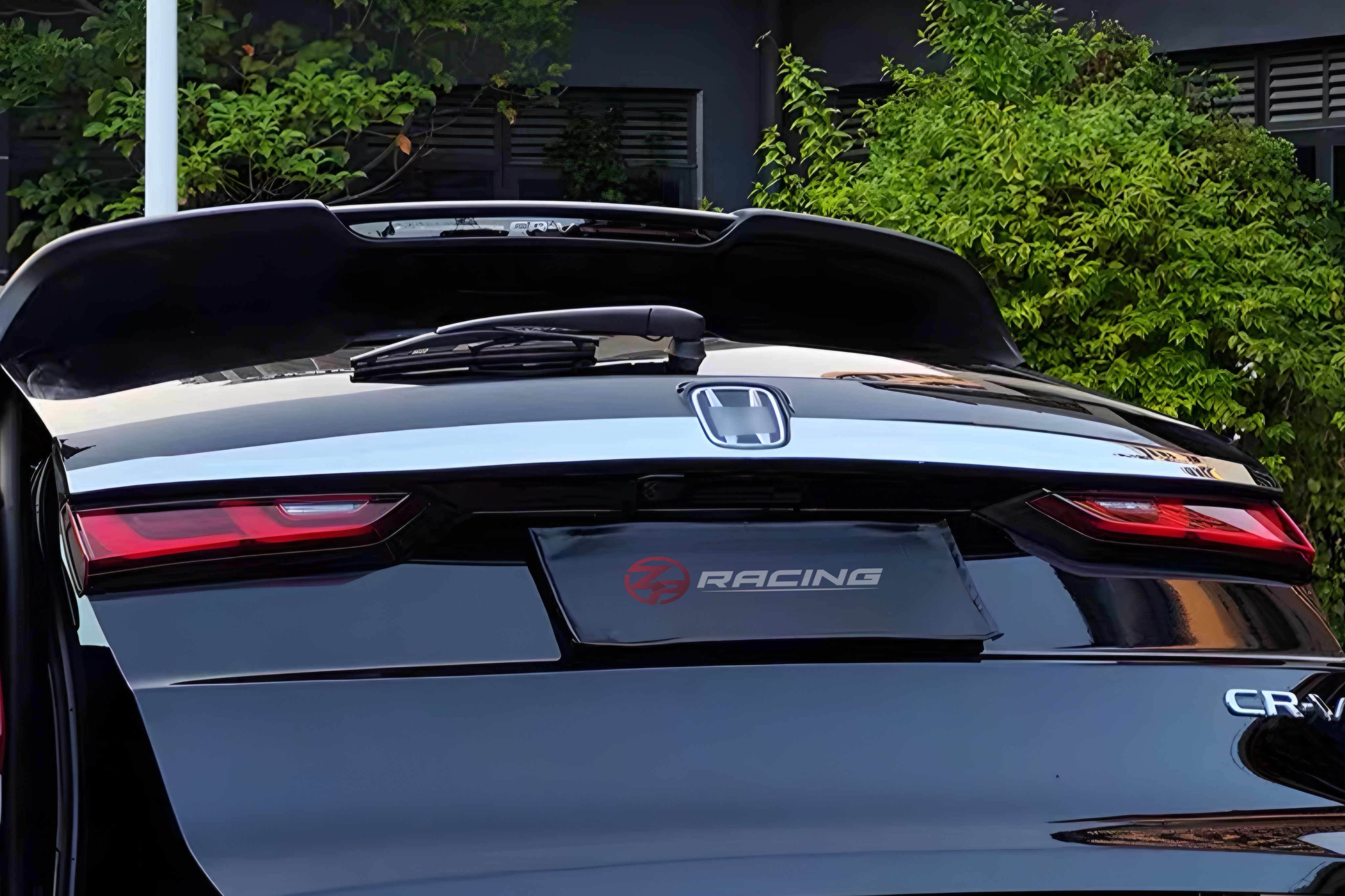 ชุดตกแต่งฝาท้ายคิ้วโครเมียม คิ้วฝาท้าย Honda CR-V G6