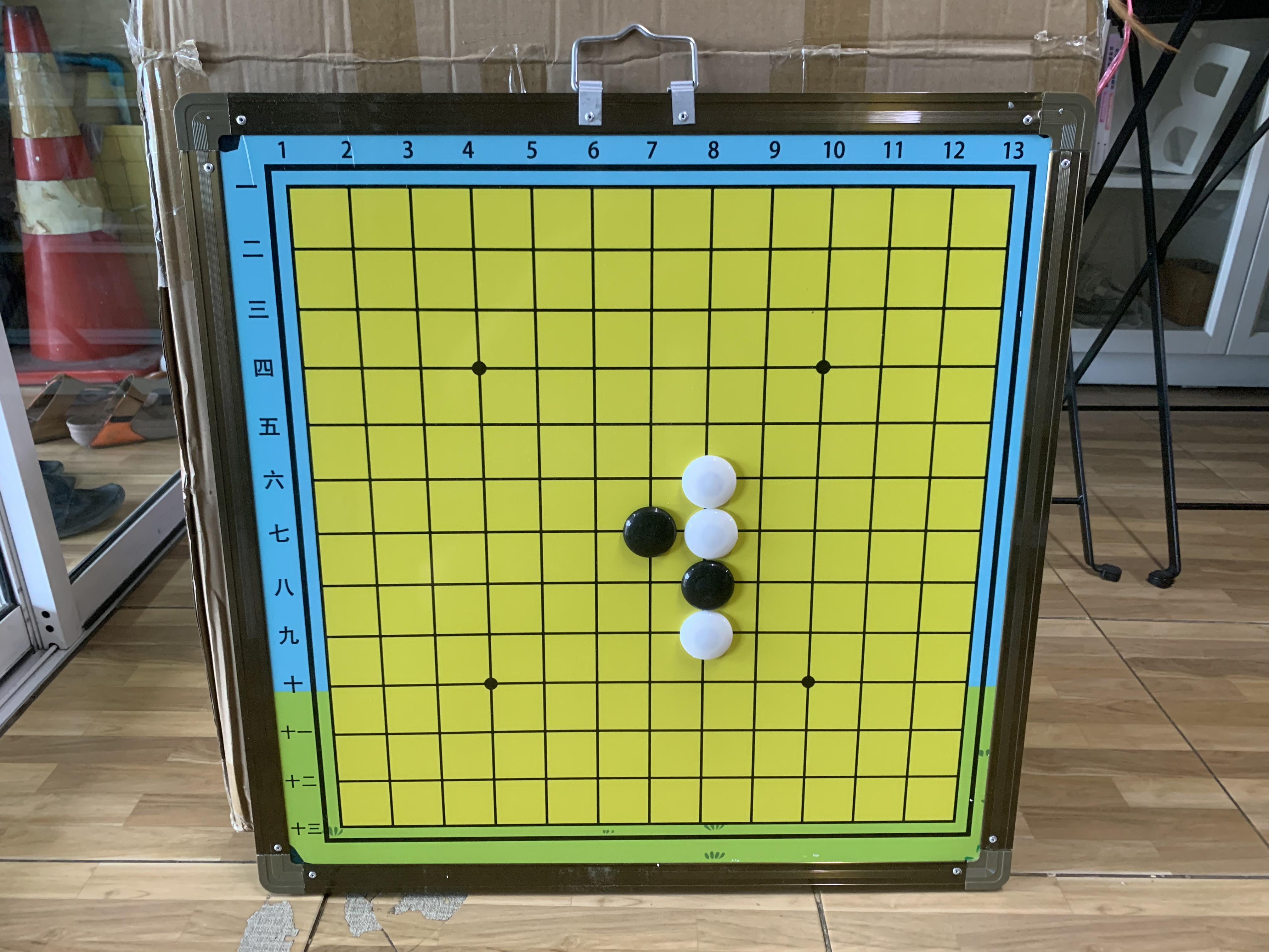 ชุดกระดานสาธิตหมากล้อมแม่เหล็ก (กระดาน9/13เส้น+เม็ด90/90+ขาตั้ง)