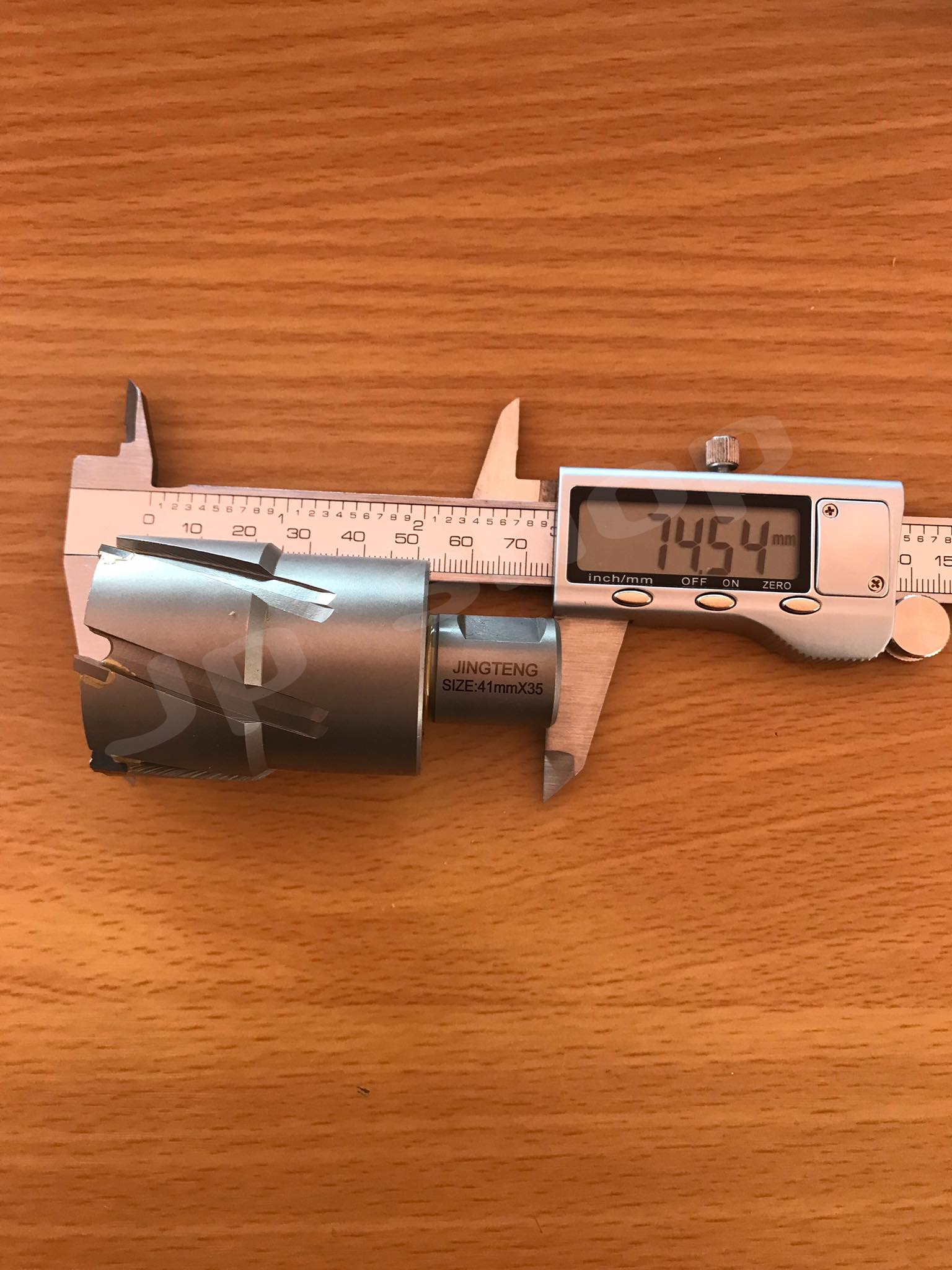 ดอกสว่านเจ็ทบอส แบบโฮลซอว์คาร์ไบสำหรับเจาะเหล็กหนา ด้วยสว่านแม่เหล็กไฟฟ้า ขนาด41*35 มม. #4135