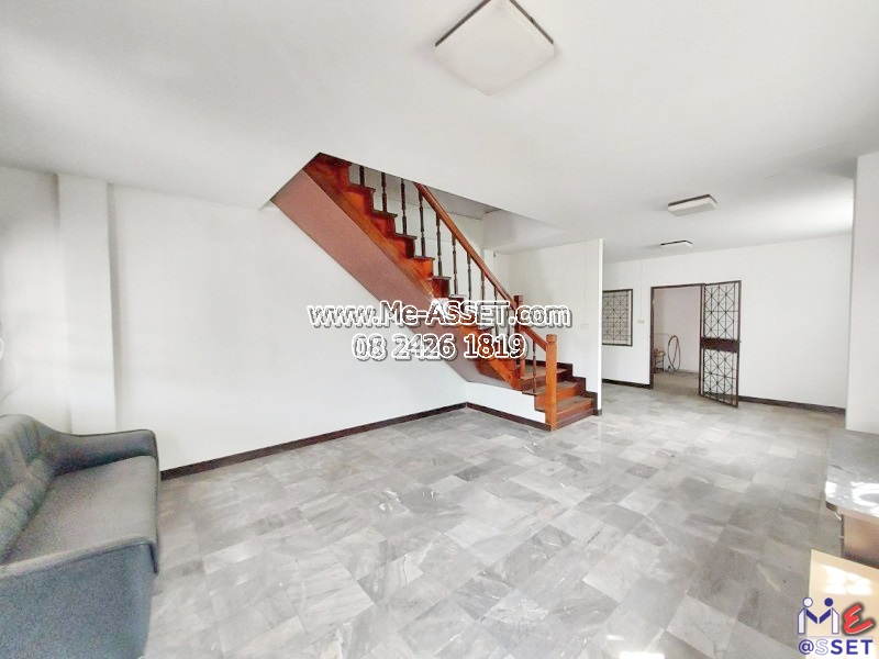 ขายทาวน์เฮ้าส์ หลังมุม ถนนเมน ย่าน วัดกู้ บ้านใหม่ บางพูด ติวานนท์ ปากเกร็ด : ม.เปี่ยมสุข : 2 ชั้น 21.8 ตร.วา