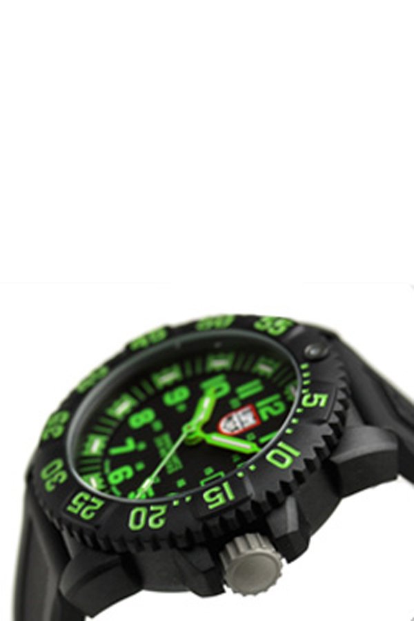 Luminox นาฬิกาข้อมือ รุ่น3067 -สีดำ/เขียว