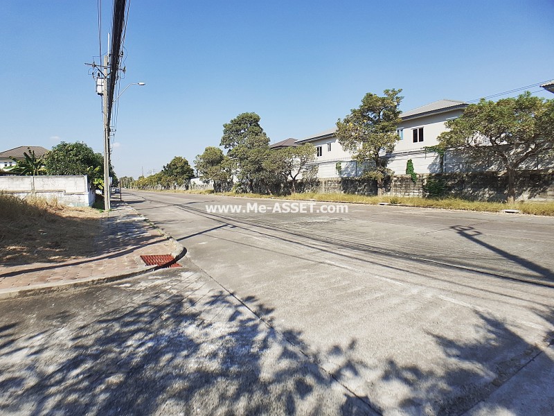 ขายบ้านเดี่ยว ม.กฤษดาซิตี้เลคแอนด์พาร์ค 30 ถ.เทพารักษ์ ต.บางปลา อ.บางพลี สมุทรปราการ / พื้นที่ 2 ชั้น 65.3 ตารางวา