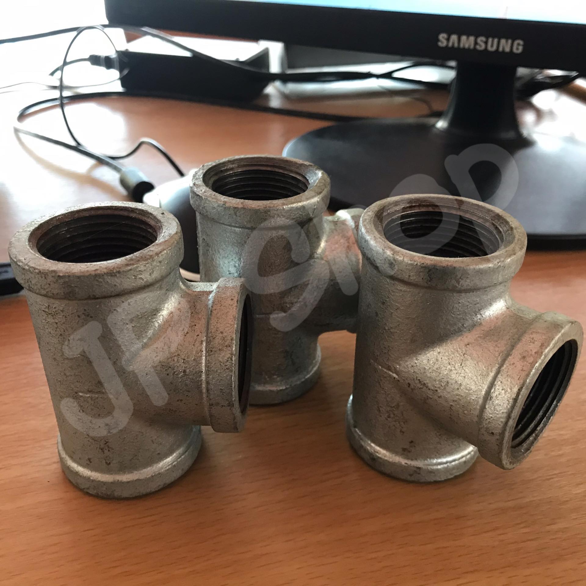 สามทางประปา 1 นิ้ว #50201892