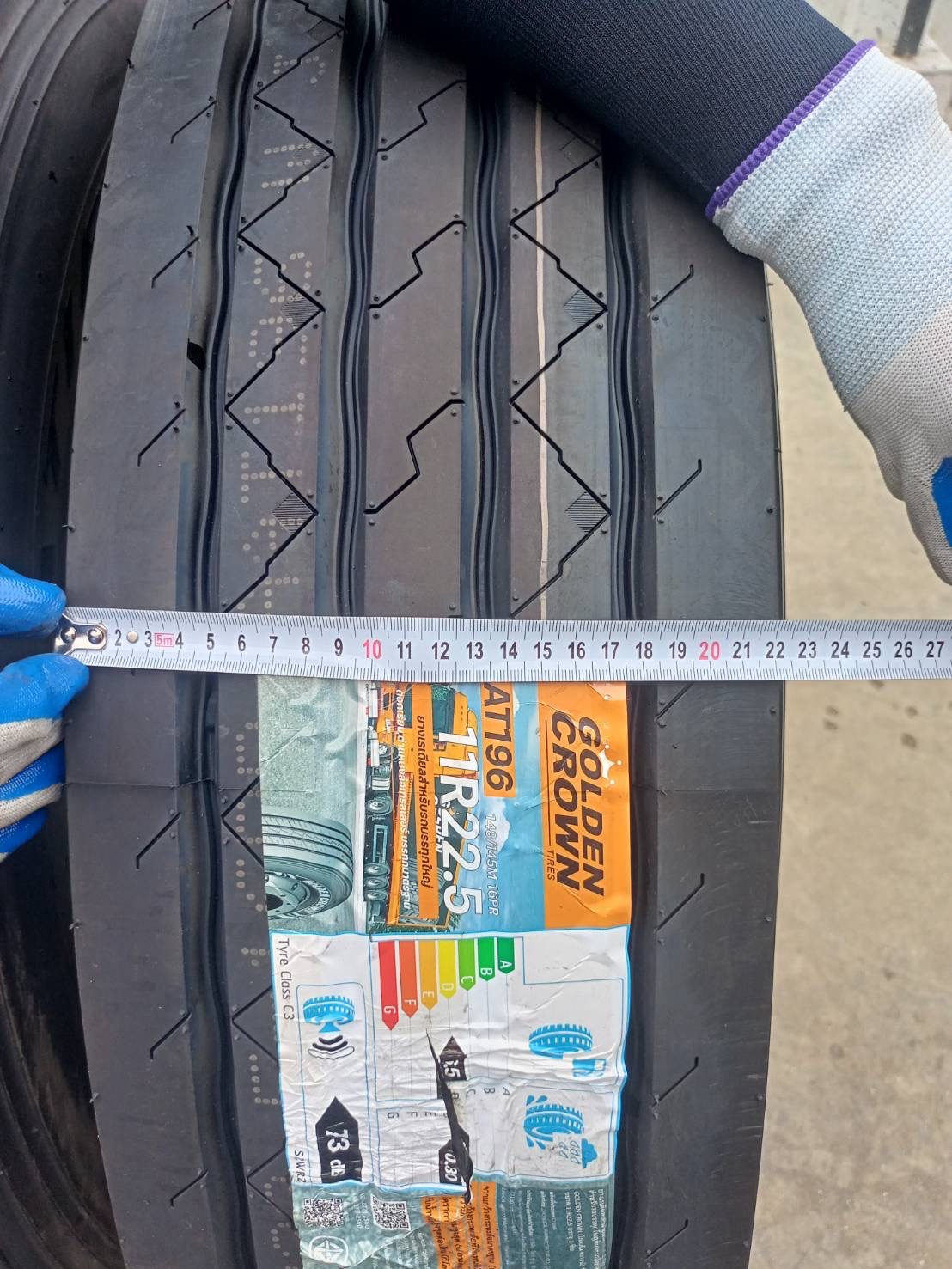 [รุ่นใหม่ หน้ากว้าง] GOLDEN CROWN 11R22.5 AT196 16PR โกลเด้นคราวน์ ยางดอกละเอียด ยางจีน ยางถูกดี ยางประหยัด ยางรถบรรทุก ยางเรเดียล