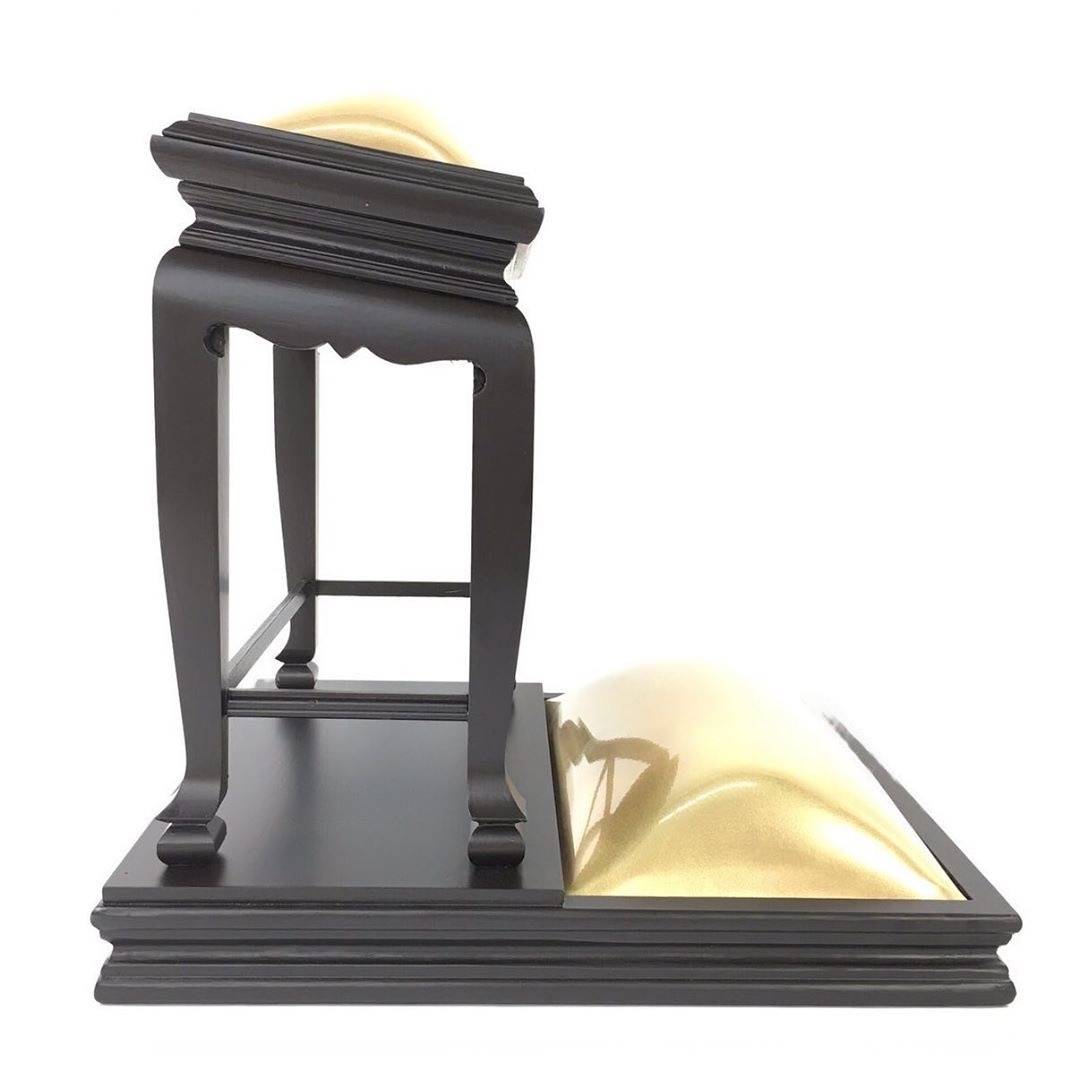 โต๊ะกราบคุกเข่า ด้าน โอ๊ค