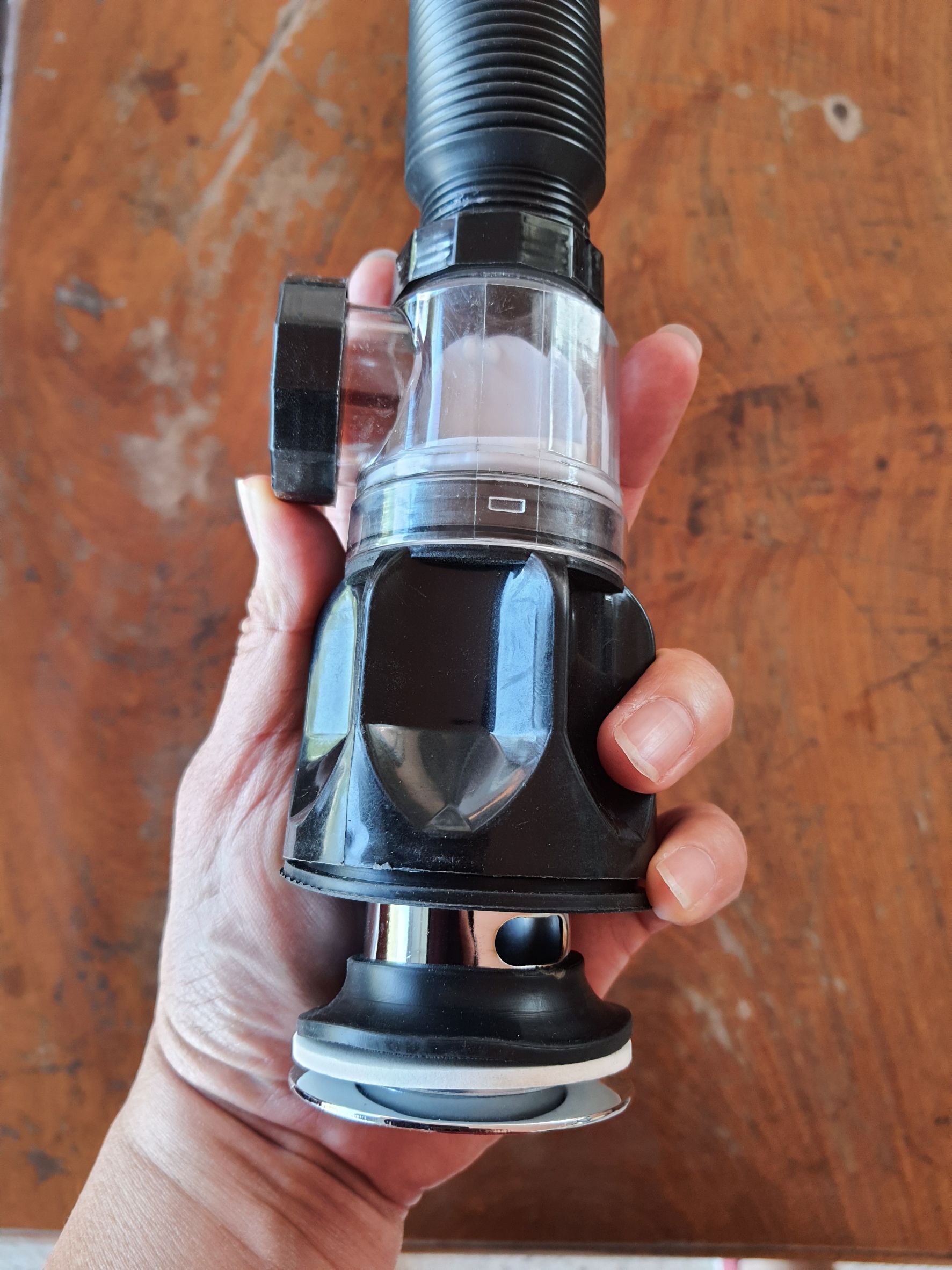 ท่อน้ำทิ้งเอนกประสงค์ ท่อย่นสีดำปรับระดับ ใช้ได้ทั้งอ่างซิงค์และอ่างล้างหน้า กันกลิ่น กันแมลง #14901