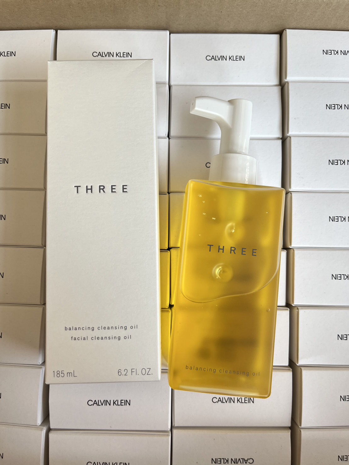 Three Balancing Cleansing Oil R 185ml. คลีนซิ่งออยล์ทำความสะอาดเครื่องสำอาง