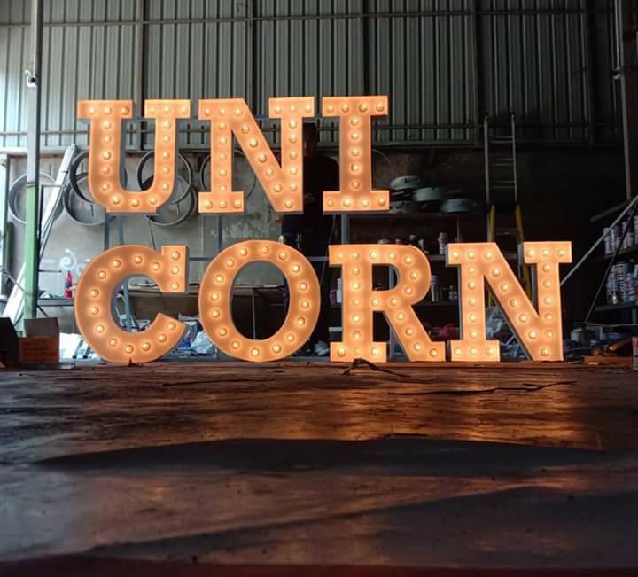 ป้ายไฟปิงปอง - UNI CORN