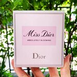 Christian Dior Miss Dior Absolutely Blooming EDP 50ml. กล่องจริง ของแท้ 100 %