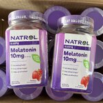 (รุ่นเม็ดละลาย) Natrol Gummies Melatonin Strawberry 10 mg. เมลาโทนิน 10มก. บรรจุ 140 เม็ด (1กระปุก)