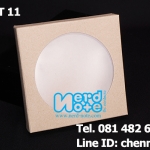 กล่องกระดาษคราฟ รูปวงกลม เจาะหน้าต่าง ขนาด 12.7x12.7x2.5 cm.