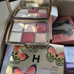 HOURGLASS Ambient Lighting Edit Unlocked (1.4g.X6) สี Butterfly บรอนเซอร์, บลัชออน และไฮไลท์