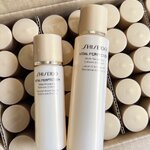 แพ็คคู่ โลชั่น75ml.+อีมัลชั่น30ml Shiseido Vital Perfection White Revitalizing softener enrich 75ml.+emulsion enrich 30ml.