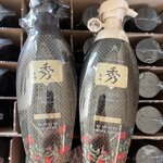 แชมพู/ทรีทเม้นต์ Daeng Gi Meo Ri Dlae Soo Hair Loss Care Shampoo/Treatment 400ml. สำหรับผู้ที่มีปัญหาผมขาดหลุดร่วงจากประเทศเกาหลี