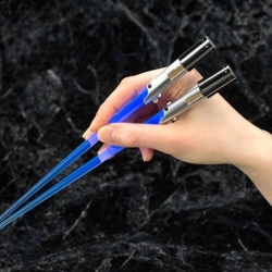 ตะเกียบดาบ LED สีฟ้า Luke Skywalker Light-Up Lightsaber Chopsticks Kotobukiya - Star Wars