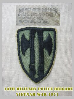 อาร์มสงครามเวียตนาม หน่วยสารวัตรทหารที่ 18 แห่งกองทัพสหรัฐ