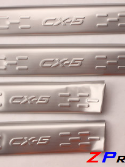 เพลทกันรอยด้านใน CX-5