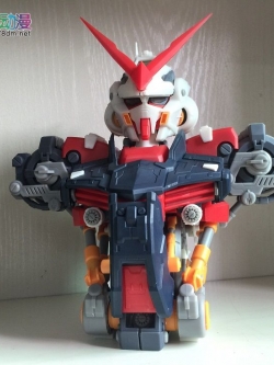Gundam Head Display 1/35 Astray Red Frame [Motor King]