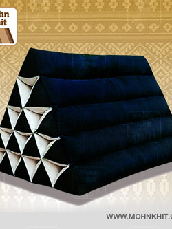 หมอนสามเหลี่ยม15ช่องสีดำ ขนาด55cmx35cmx40cm// Thai Tri-angle Black and white Traditional Floor Cushions kapok .