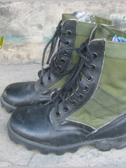 รองเท้าทหาร กองทัพไทย