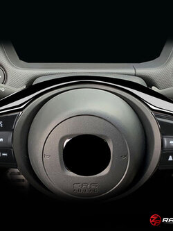 คิ้วตกแต่งพวงมาลัย Honda HR-V e:HEV (RV)