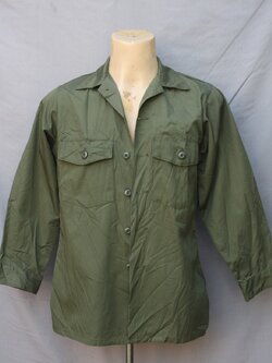 ขายแล้ว เสื้อทหาร สหรัฐ US.ARMY utility uniform "Type III"