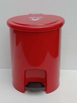 ถังขยะ แบบเหยียบ สีแดง ถังขยะในห้องน้ำ 6 ลิตร