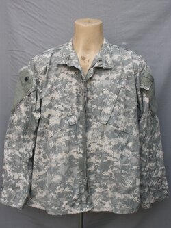 เสื้อทหารสหรัฐ