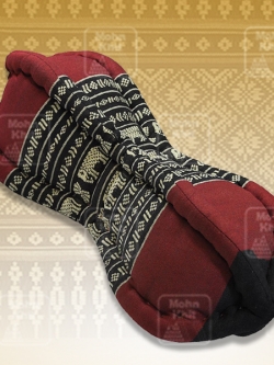 หมอนมะละกอลายขิด // Khit Papaya pillow ขนาด 20 x 40 cm