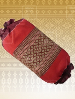 ปลอกหมอนหนุนลายขิด // The Khit Pillow case ขนาด 19 x 38 cm