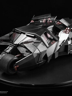 PRE-ORDER DC Modoking 1/12 BatMobile & BatBike
