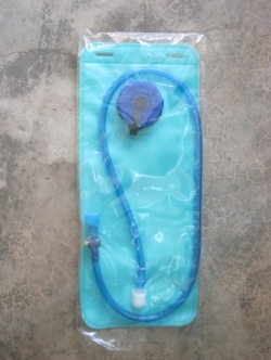 ขายแล้ว ถุงใส่น้ำ สำหรับเป้น้ำ 2 ลิตร