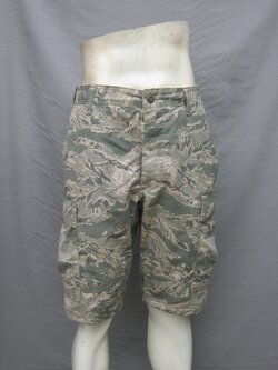 กางเกงทหารอากาศสหรัฐ ลายเสืออากาศ