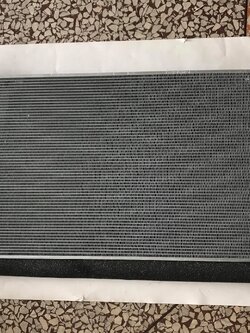 แผงแอร์ อีซูซุ ดีแมค ออลนิว วีครอส 2012 เชฟโรเลต โคโลราโด้ ปี 2012 มาพร้อมไดเออร์ CD0042 CONDENSER คอนเดนเซอร์ (แผงคอยล์ร้อน) ALL NEW ISUZU D-Max V-Cross Chevrolet Colorado อะไหล่ แอร์ รถยนต์