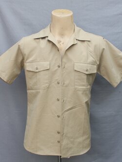 เส้อทหารเรือสหรัฐ