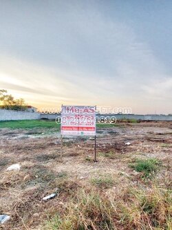 ขายที่ดินถมแล้ว ติดถนน ย่าน บ้านคลอง หน้าไม้ ลาดหลุมแก้ว ปทุมธานี : ใกล้ อบต.หน้าไม้ : 200 ตารางวา มี 6 แปลงติดกัน