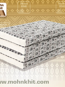 ที่นอนขิด 4 พับใหญ่ลายช้าง 110x180x8Cm//Thai Folding mattresses Our traditional Thai Mattress is hand stuffed with natural kapok.