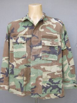 เสื้อ ทหารสหรัฐ M81 woodland