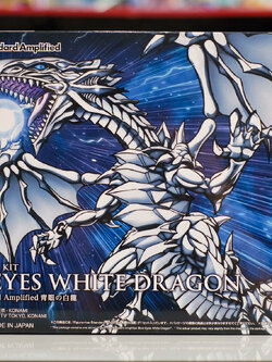 Figure-Rise Standard Amplified BLUE-EYE WHITE DRAGON