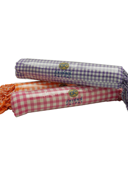 ผ้าพันคอลายผ้าขาวม้า - (คละลาย,คละสี)