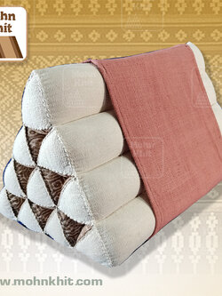 หมอนสามเหลี่ยมแต่งผ้าฝ้าย 10 ช่อง50x28x30Cm Tri-angle kapok 100%Traditional Floor Cushions 10 holes.