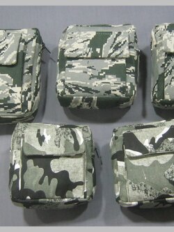 สินค้าหมด กระเป๋าคาดเอวลายพราง